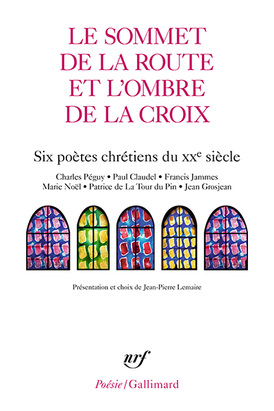 Le sommet de la route et l’ombre de la Croix